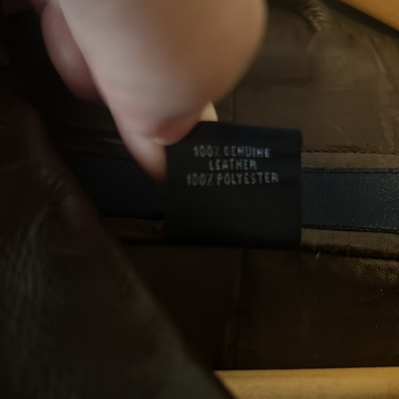 Leather jacket - Picture 6 of 8